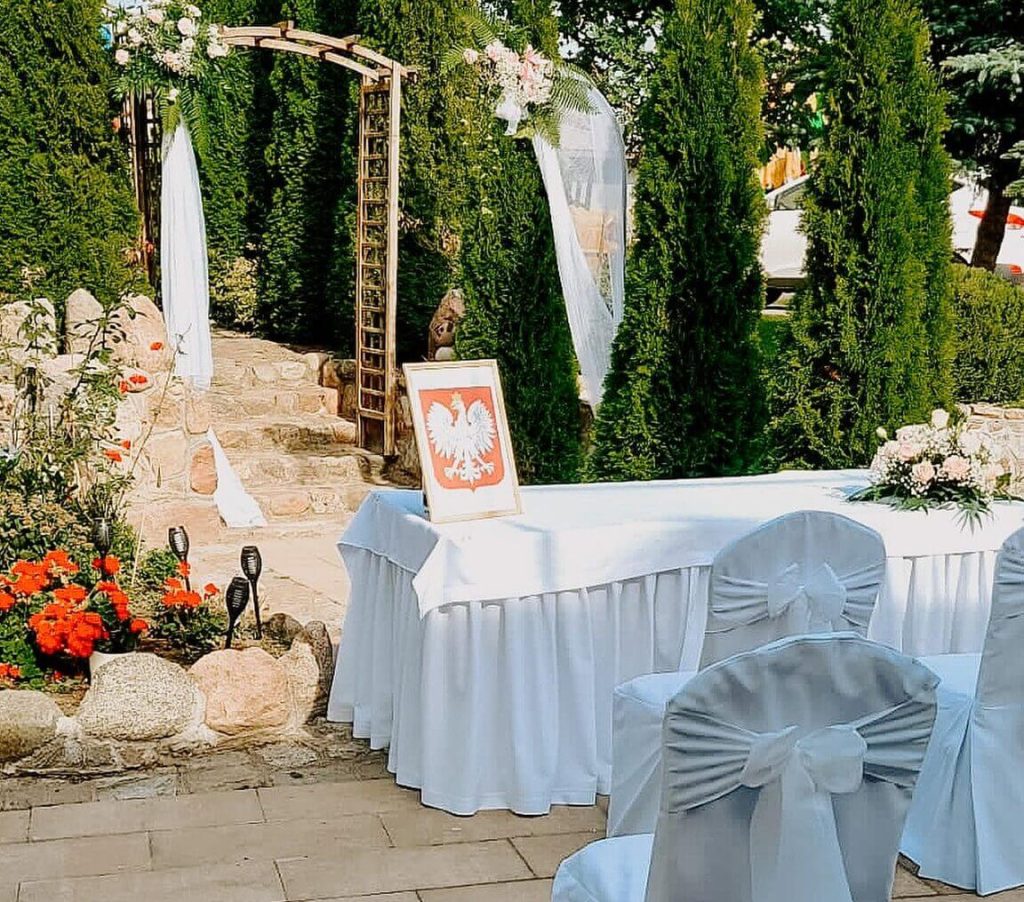 Ślub plenerowy na Kaszubach w agroturystyce u Rychertów